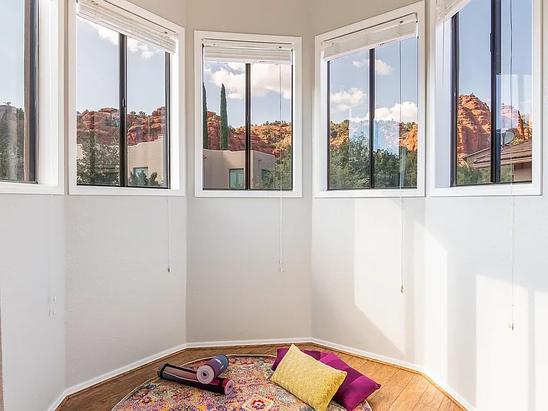 30 Mano Pl — Photo 17