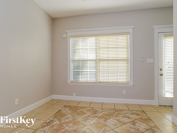 5th image of 1467 3rd Ave