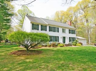 157 Wildlfower Ln, Fairfield, CT 06824