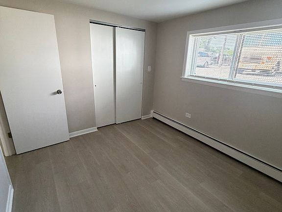 5th image of 1011 S 11th Ave