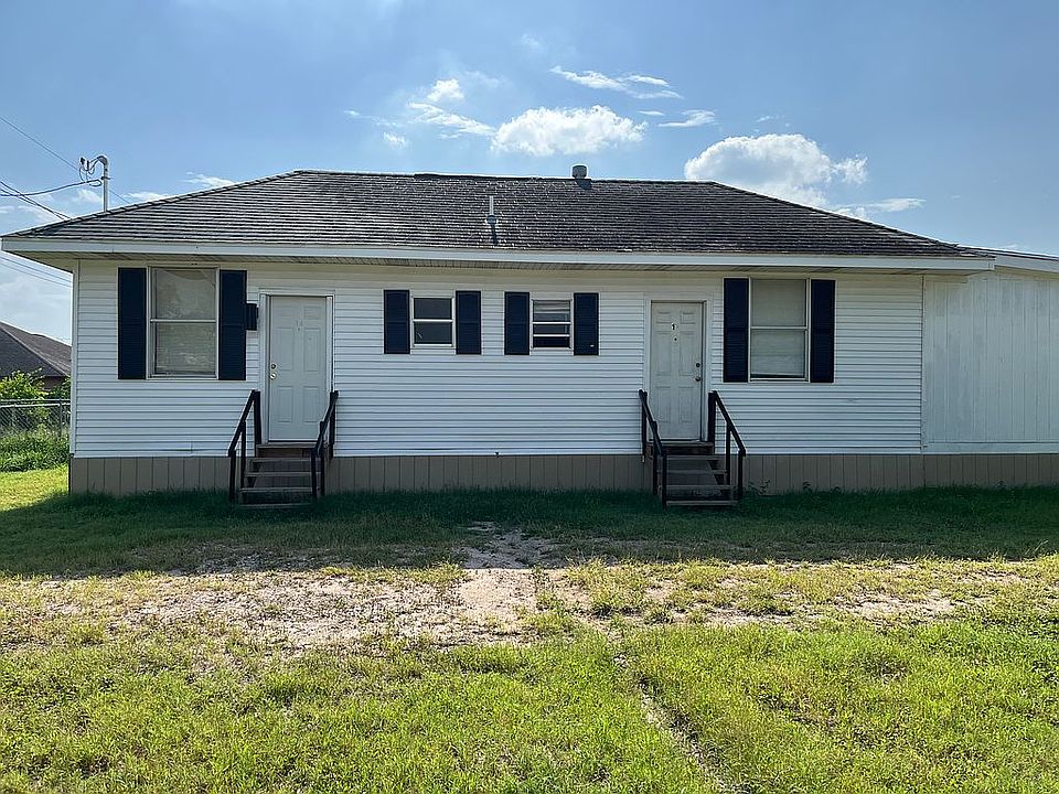 1st image of 206 Sally Ave