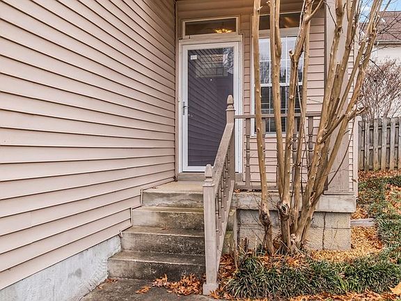 4th image of 5904 Colchester Dr