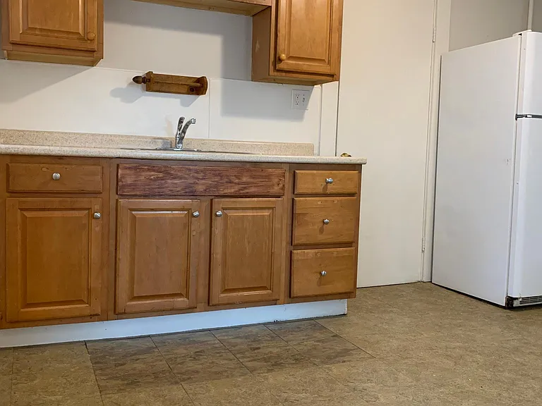 11 Atwood Ct #5 — Photo 4