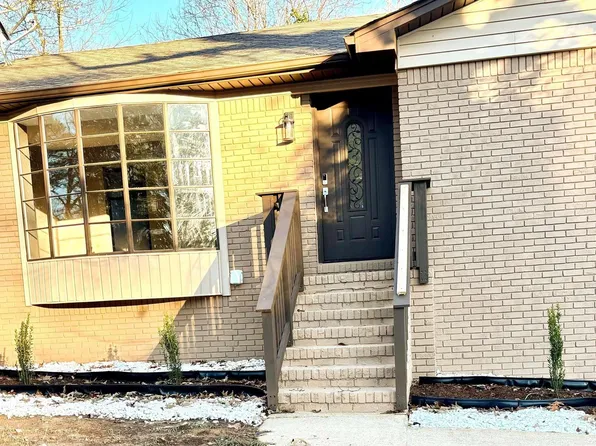 5222 Edgewood Rd, Adamsville, AL 35005