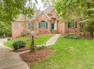 3502 Edgepine Dr, Charlotte, NC 28269