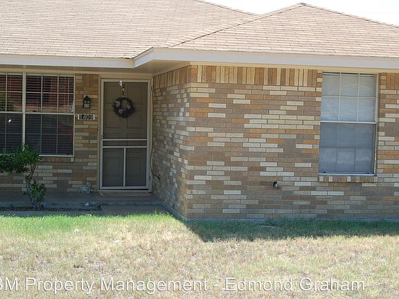 3rd image of 1409 Deborah Ave