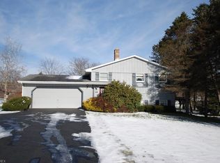 46260 N State St, New Waterford, OH 44445