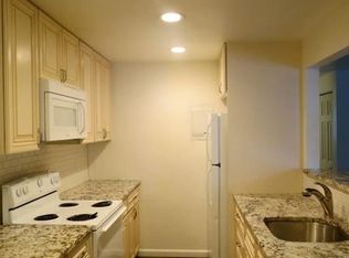 1920 19th St APT 8, Boulder, CO 80302