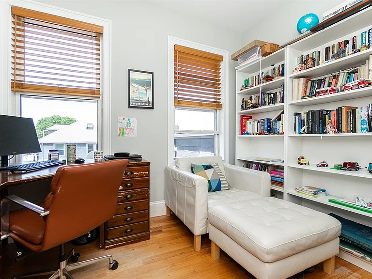 279 Concord Ave #2G — Photo 7