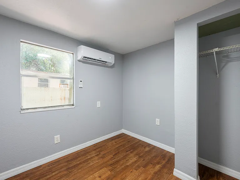 4235 Memphis Ave — Photo 10