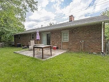 3rd image of 1006 Paul St