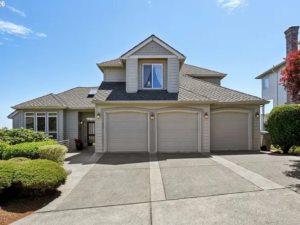 11904 SW Viewcrest Ct, Tigard, OR 97224