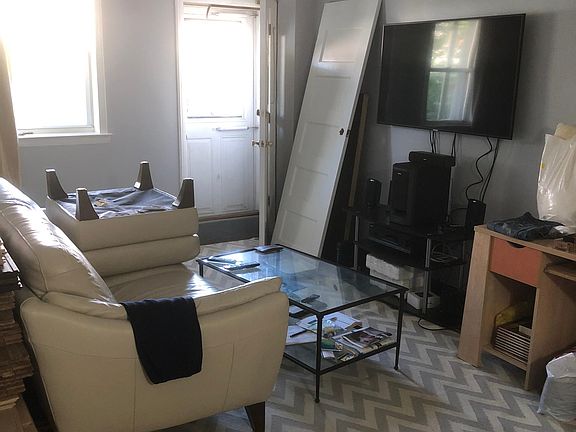 2nd image of 6019 71st St #1