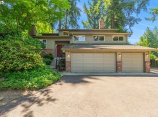 2308 Summit Dr, Lake Oswego, OR