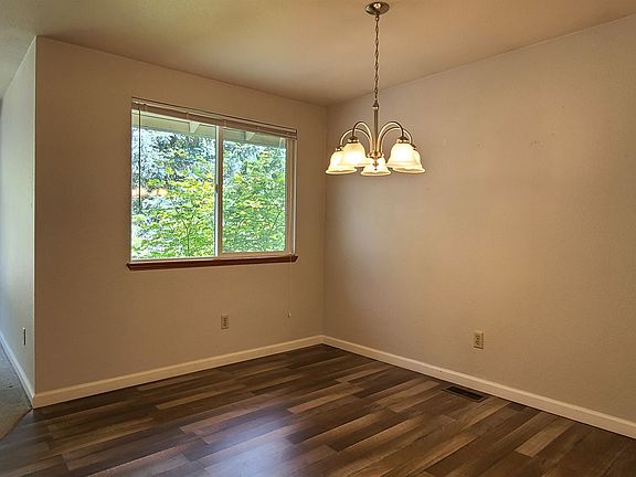5th image of 6821 119th Pl SE