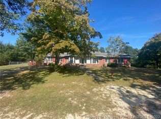 193 Gillis Hill Rd, Raeford, NC 28376