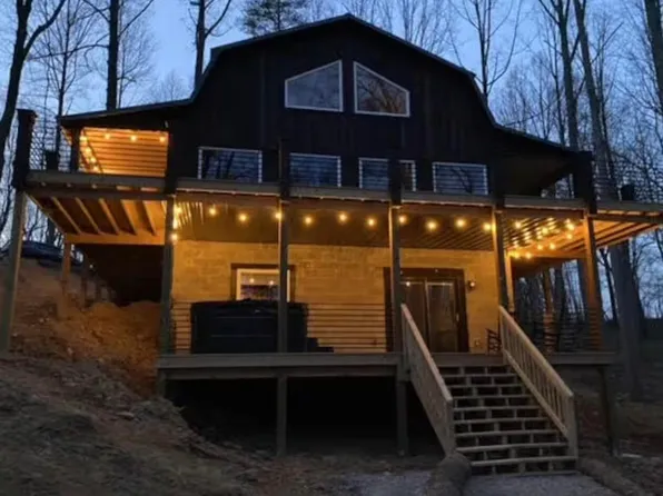 12089 Cantwell Cliff Rd, Rockbridge, OH 43149