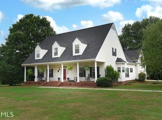 492 McIntosh Rd, Brooks, GA 30205