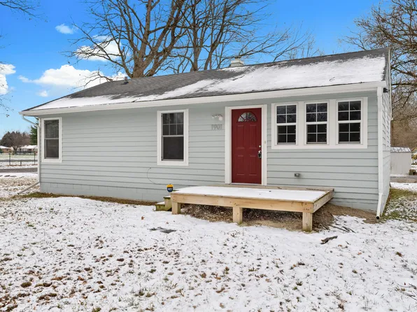 1901 Mayfair Dr, Indianapolis, IN 46260