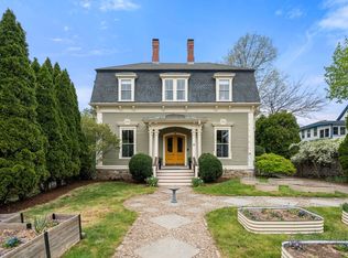 3 Vermont St, West Roxbury, MA 02132