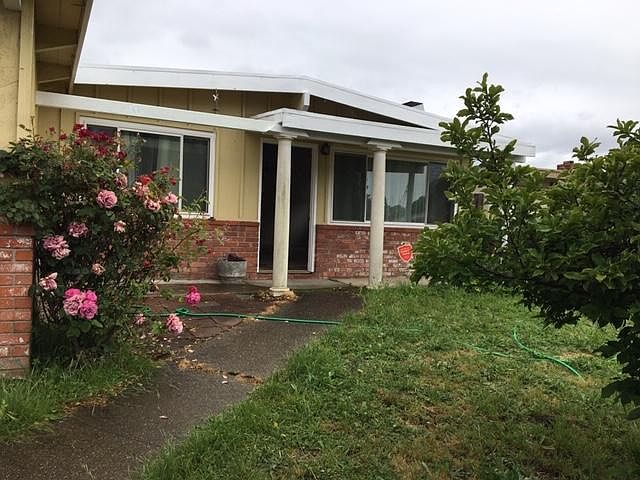 1st image of 1860 Espanola Dr