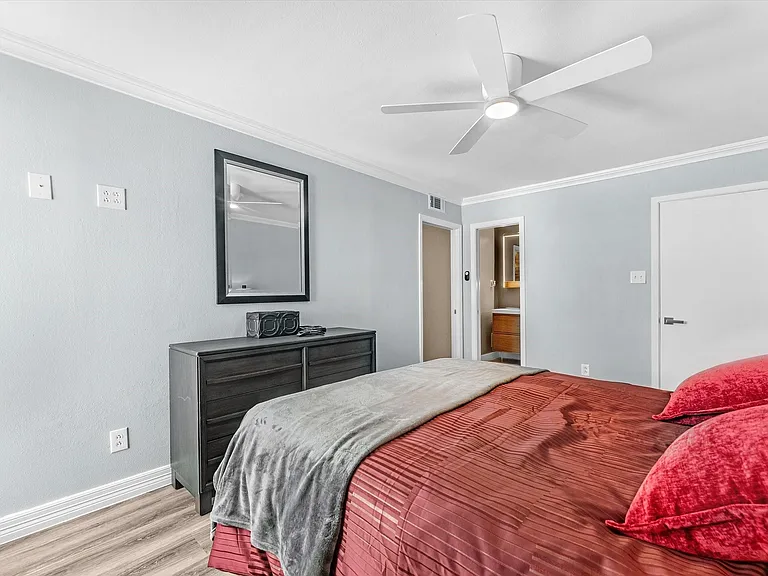 505 Westcott St #308 — Photo 17