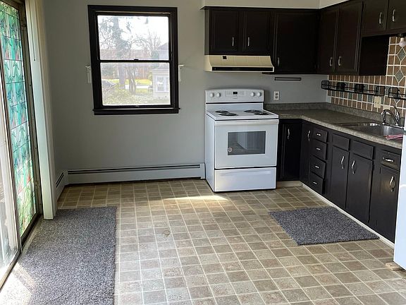 2nd image of 37 Park Lane Ave NW #37