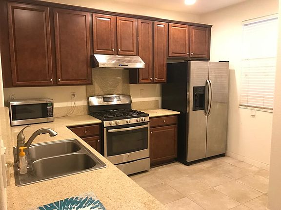 3rd image of 7421 Fruitdale Way