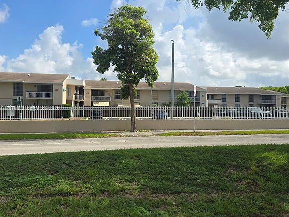 4th image of 13791 SW 66th St APT 258-E