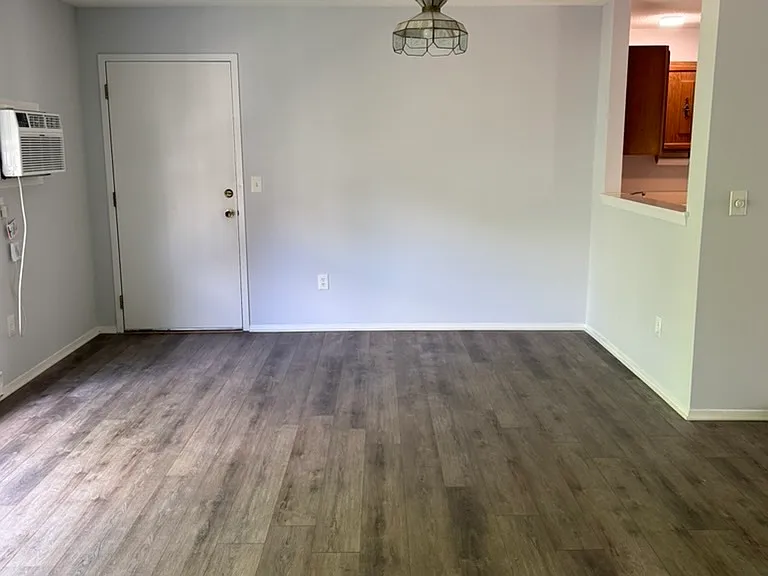 104 Wellington Dr #104 — Photo 15