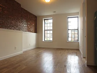 Rented by Rennit Inc.