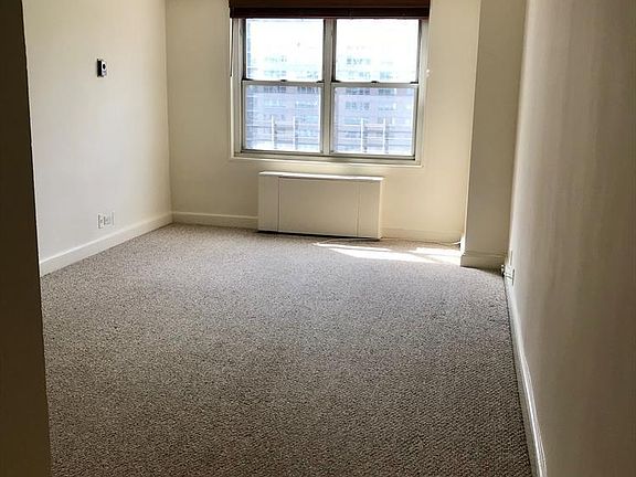 5th image of 155 W 68th St APT 1208