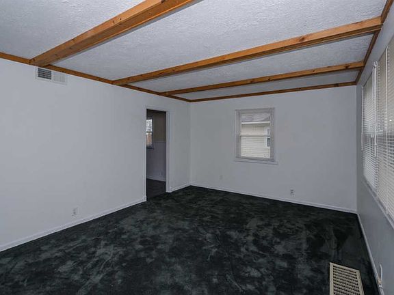 5th image of 50 Shawnee Dr