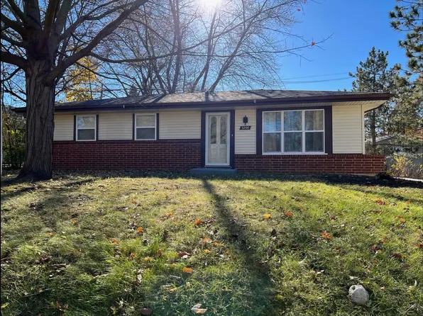 3208 La Salle Ave, Rockford, IL 61114