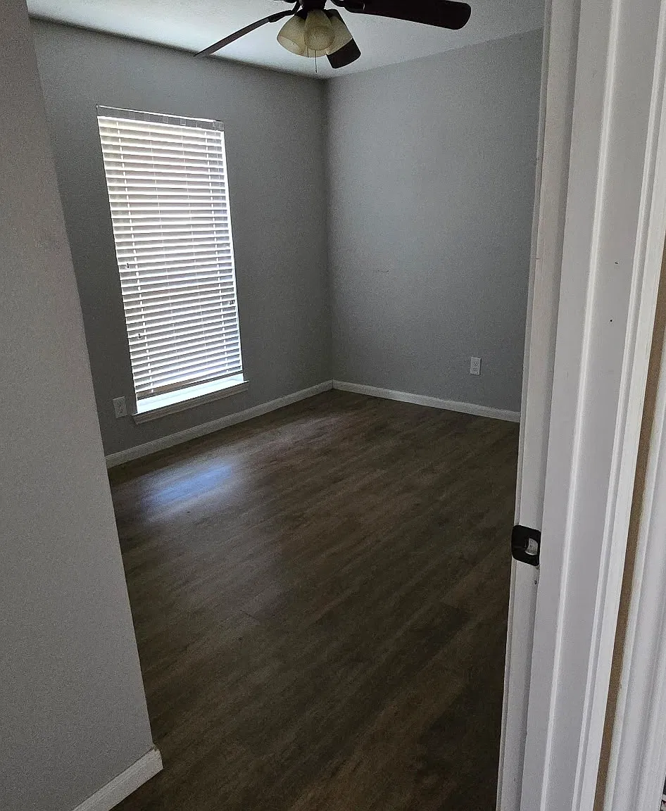 3 bed, 1392 sqft, $1,900 — Photo 4