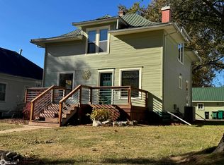 606 S 2nd St, Fairfield, IA
