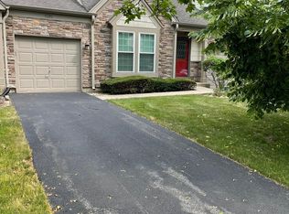 1281 Seabury Cir, Carol Stream, IL 60188