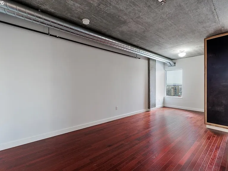 1926 W Burnside St #1511 — Photo 20