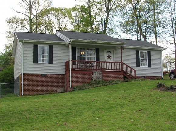 1st image of 235 Shady Lane Ave
