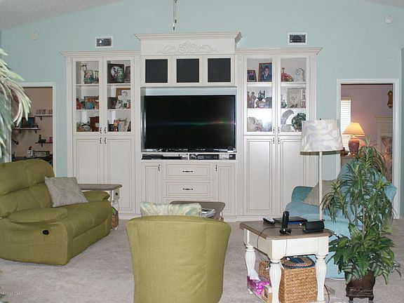 3rd image of 18525 Grand Club Dr