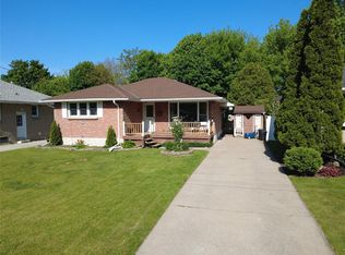 97 Grey Cres, Sarnia, ON N7S 2S3