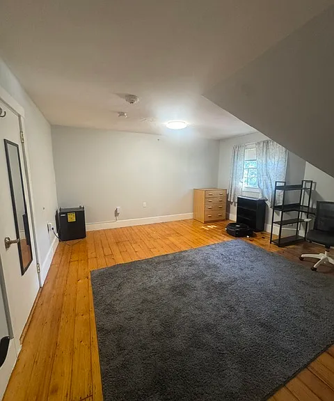 56-58 Cedar St #2 — Photo 6