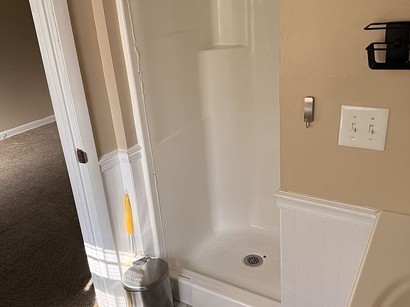 5th image of 116 Walton Ct