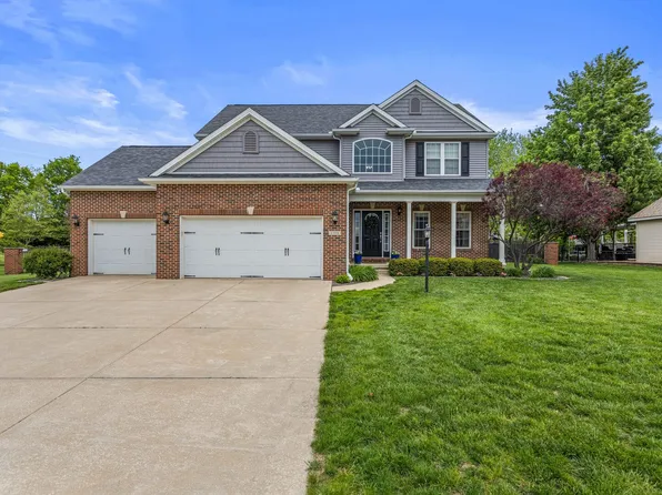1308 Woodberry Dr, Mahomet, IL 61853