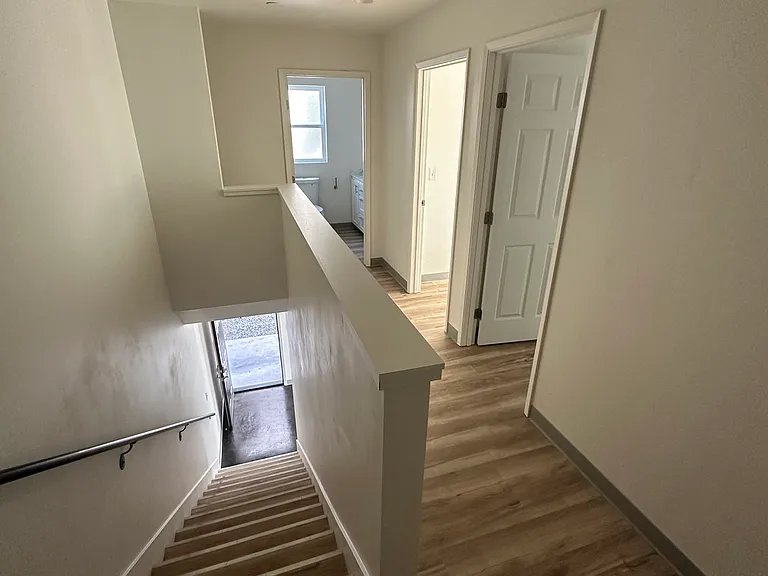2424 Newburg Rd #2424 — Photo 10