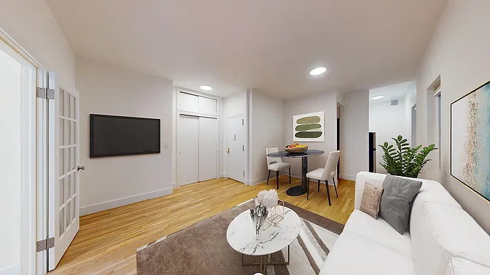 Rented by Bond New York | media 1