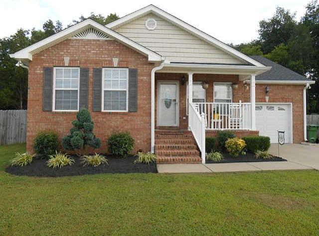 2nd image of 104 Eliza Way