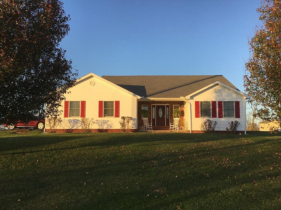 1st image of 815 Hinton Dr