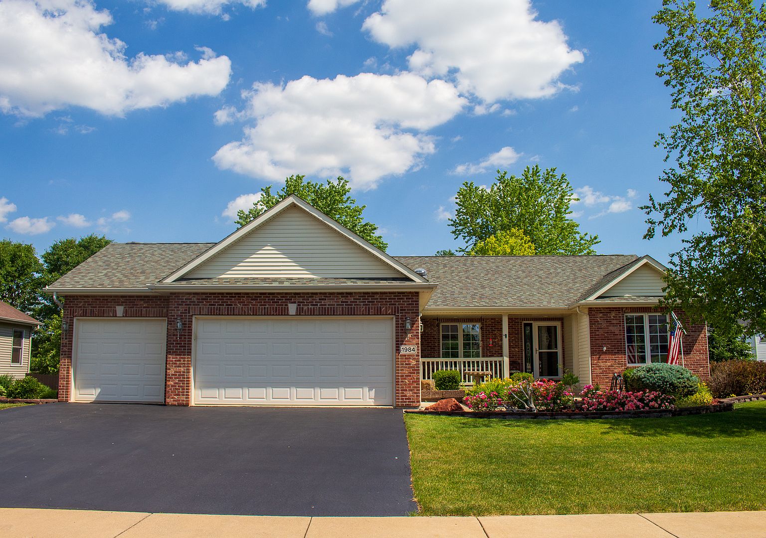 1984 Wycliffe St, Belvidere, IL 61008 Zillow