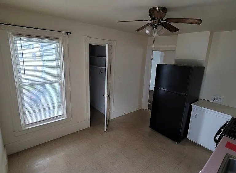 164 Cottage St #2 — Photo 8